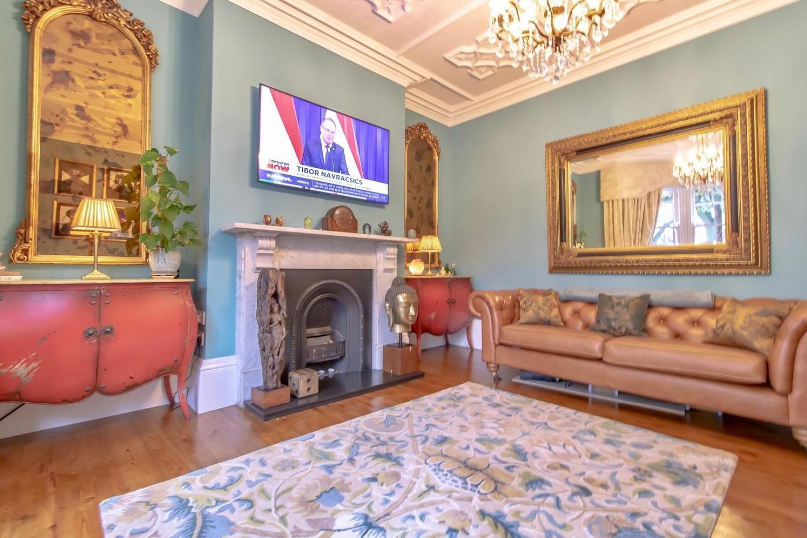 Fabulously Unique 3 Bedroom Home Sunderland サンダーランド エクステリア 写真